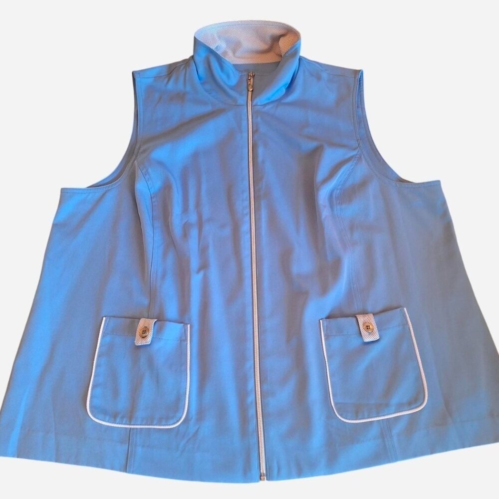 Women's plus size golf wear. Size 24 light blue vest by Alfred Dunner.